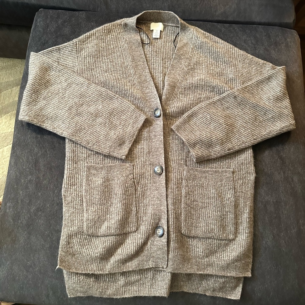 H&M brown taupe cardigan